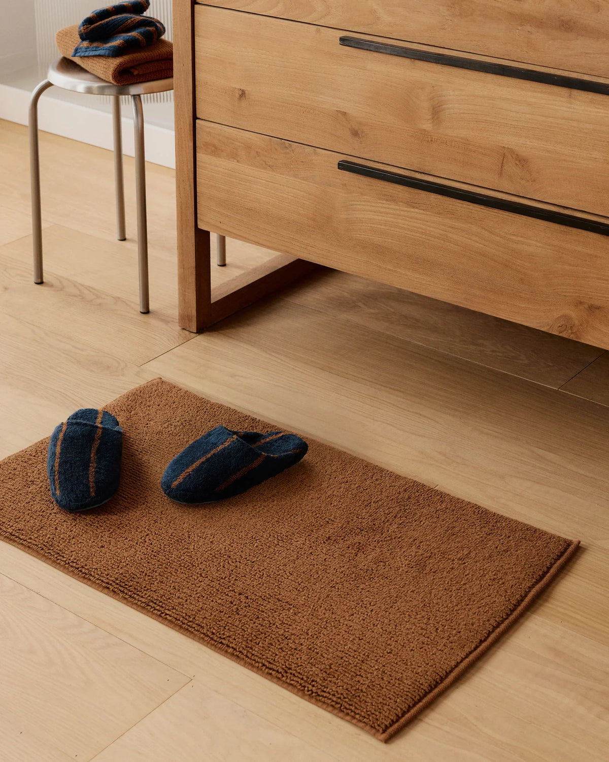 The Luxe™ Soft Rib Tub Mat 1